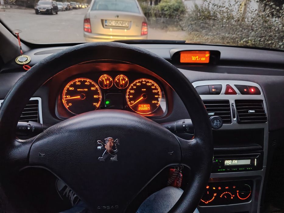 Vând Peugeot 307 sw