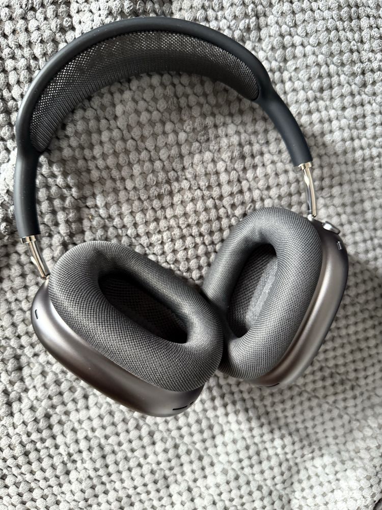Продам Apple Air pods max