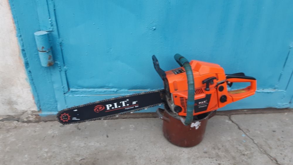 Продам бензопилу