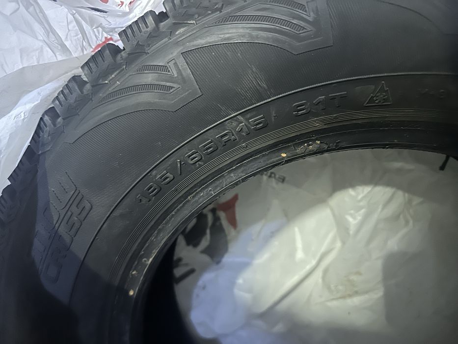 Шины зимние шипованные 195/65/15