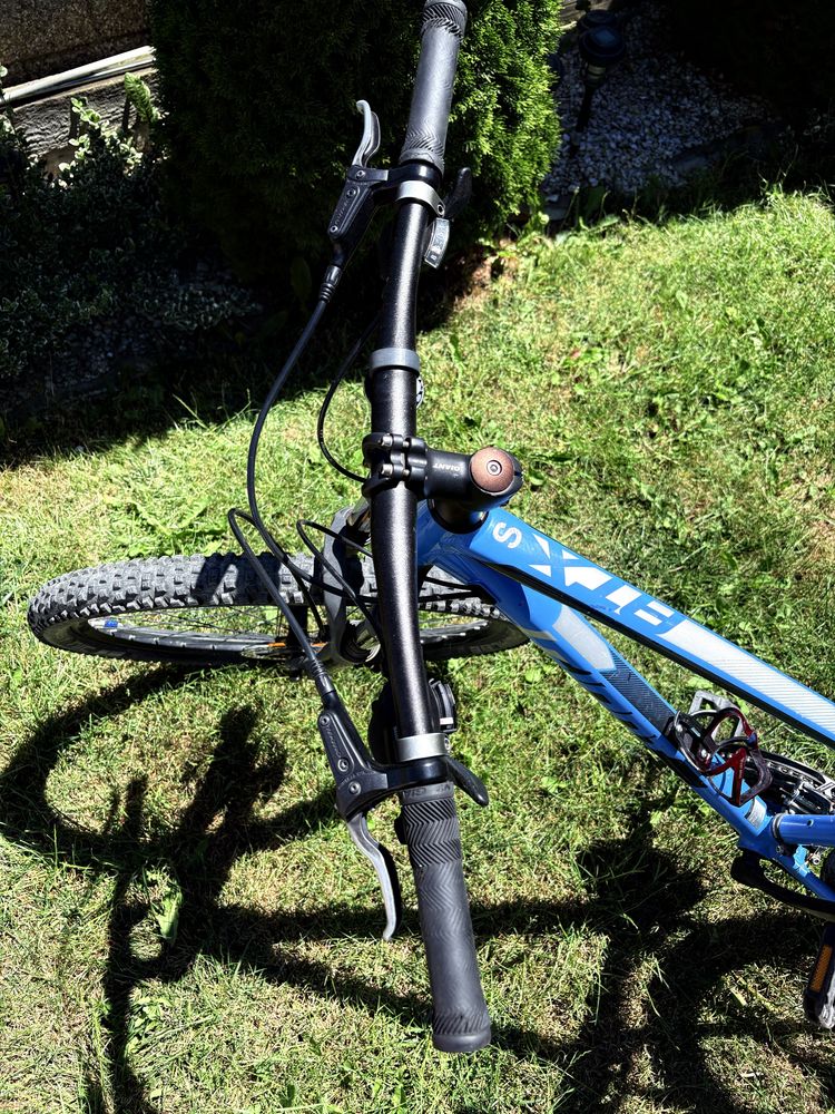 Giant Atx 27.5 M