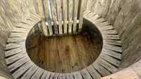 Ciubar din lemn cu sobă cu hidromasaj