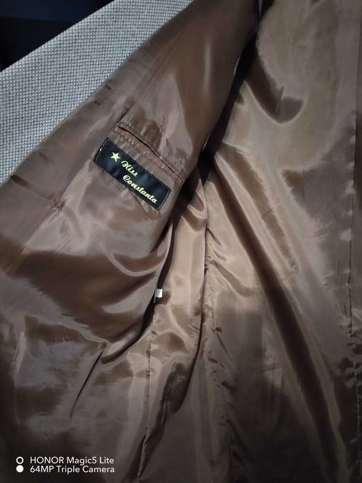 Sacou Barbatesc la 4 nasturi.