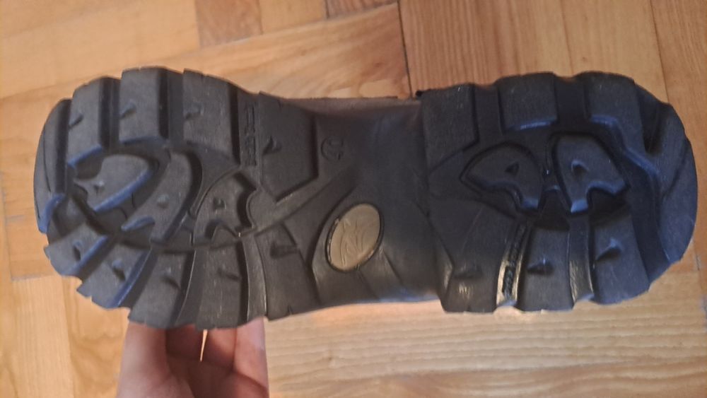 Туристически обувки Mondeox номер 40