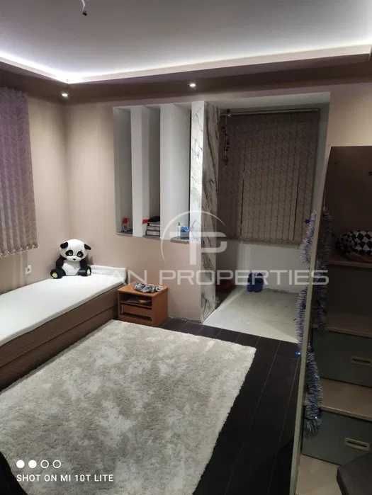 Продава се Етаж от къща в Пловдив, Прослав - 90 кв.м за 2045 €/кв.м - Снимка #2