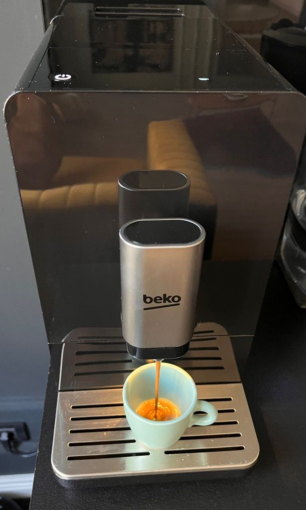 Expresor cafea boabe Beko