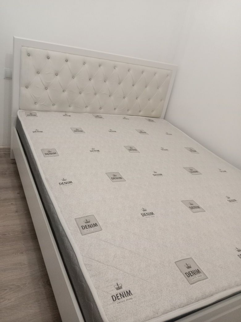Продается кровать 2хсп