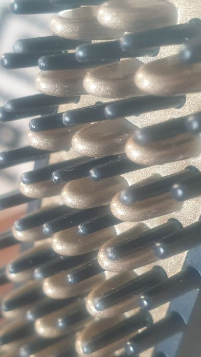 Vând aparat pentru îndreptat barba