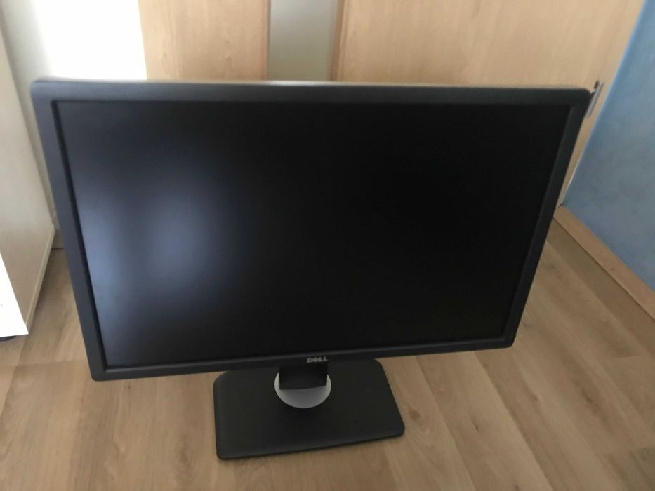 Monitor Dell in stare foarte buna