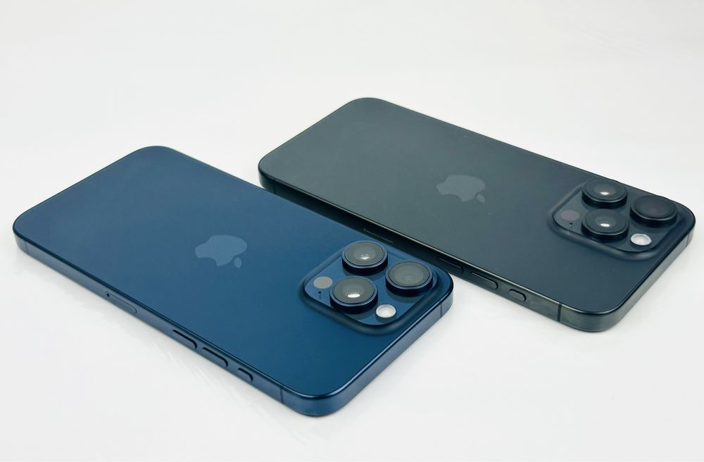Apple iPhone 15 Pro 256GB Black / Blue Titanium 90% Батерия! Гаранция!