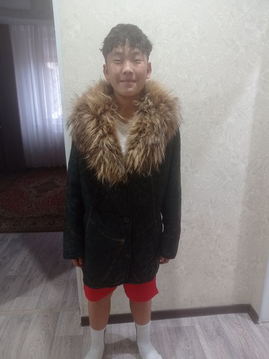 Продается натуральная дубленка