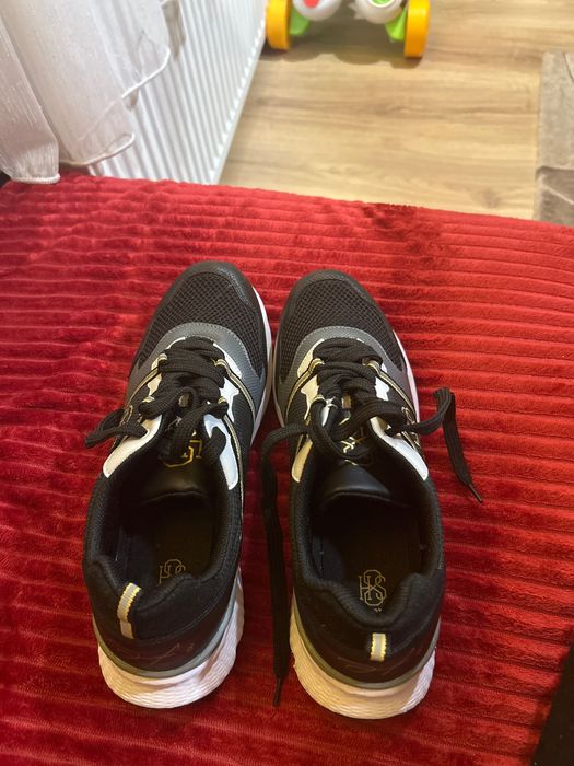 Христо стоичков обувки