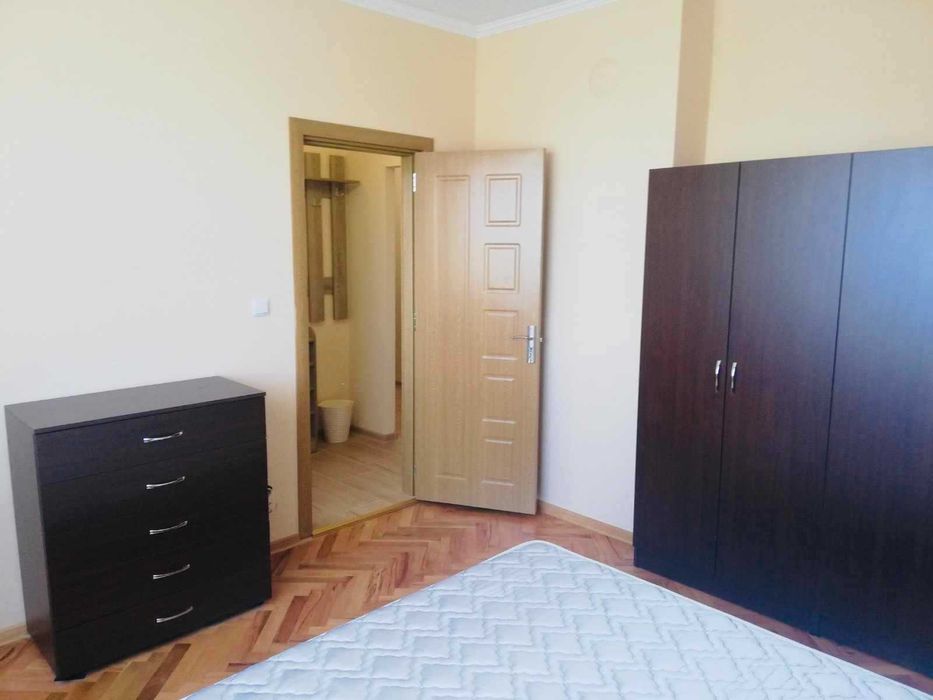 Дава се под наем Двустаен апартамент в София, Зона Б-19 - 65 кв.м за 600 € - Снимка #2