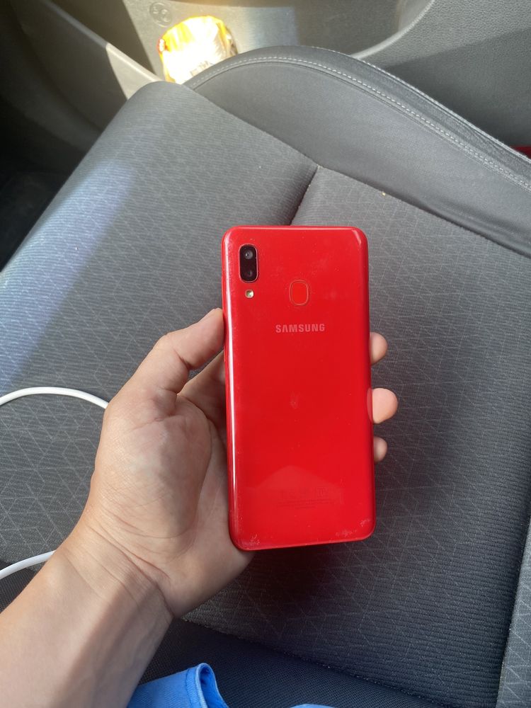Samsung A30 отличное состояние