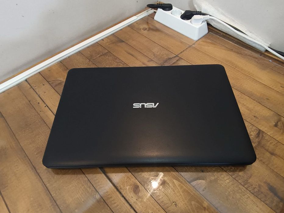 Asus R752L - i3 4030U