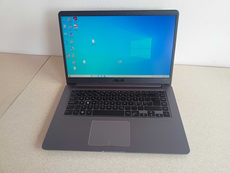 Elemente Asus R520Q