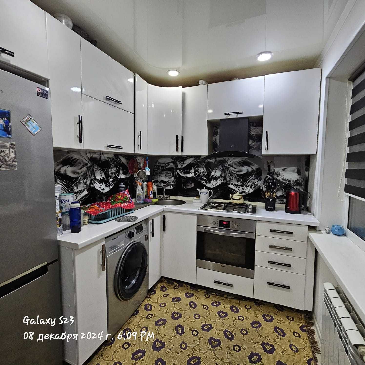 Продам 3-х комн. квартиру  по пр. Металлургов,  (3 мкр)