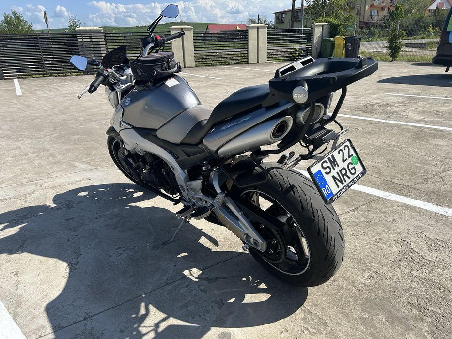Suzuki gsr 600 / 90 cp / 2006 / 2700 euro