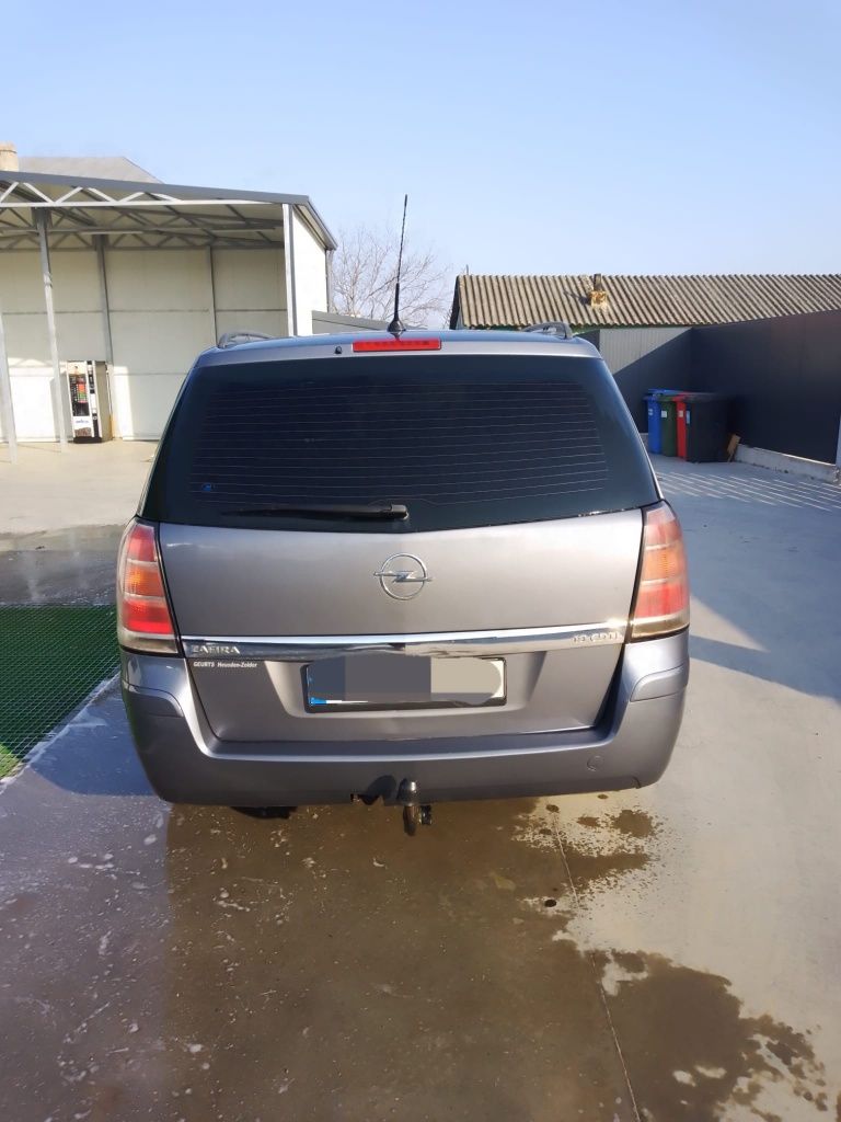 Opel Zafira B 1.9 cdti