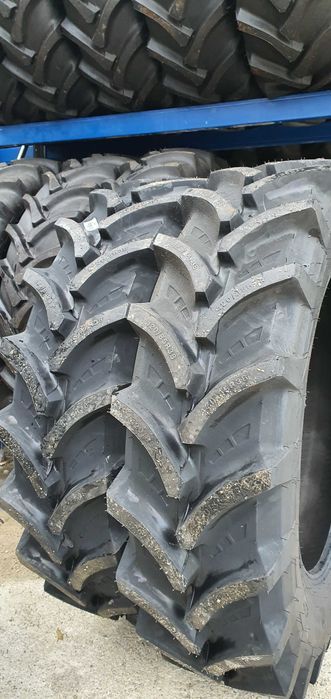 420/85R38 Cauciucuri Petlas GQZX NOI de JohnDeere 6170M