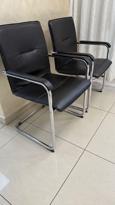 Стол (Конферентен стол)