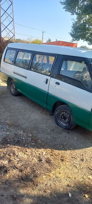 Продам микроавтобус  14местный удобныи легкий