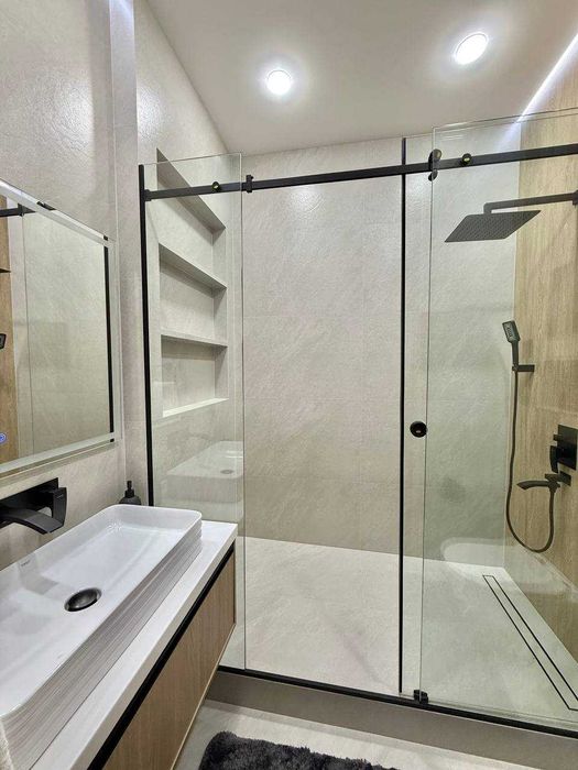 №0933 - Новая с мебелью и техникой. ориентир Телебашня!!!