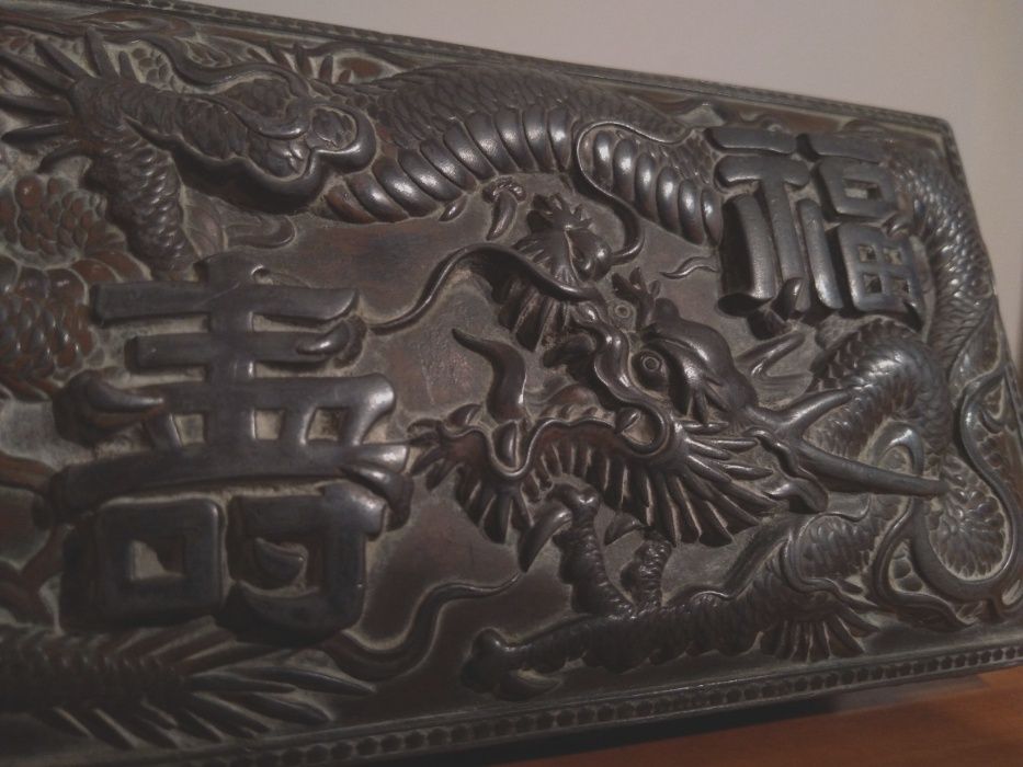 Caseta asiatica de bijuterii/trabucuri/tutun- Piesa veche cu Dragon