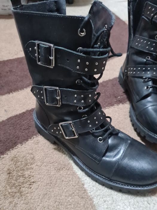 Ghete de Piele Primadonna Made In Italia