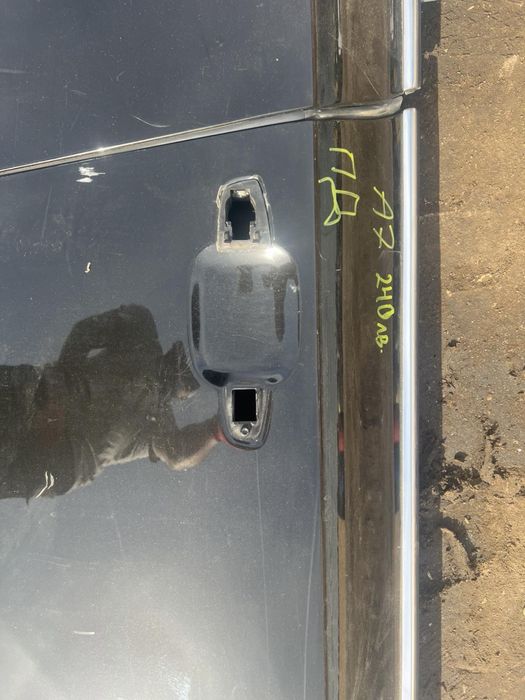 Предна задна дясна врата AUDI A7 Ауди А7 със забележки 2 точки ном 499