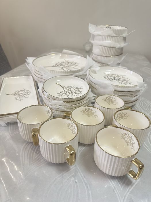 Сервиз новый на 6 персон