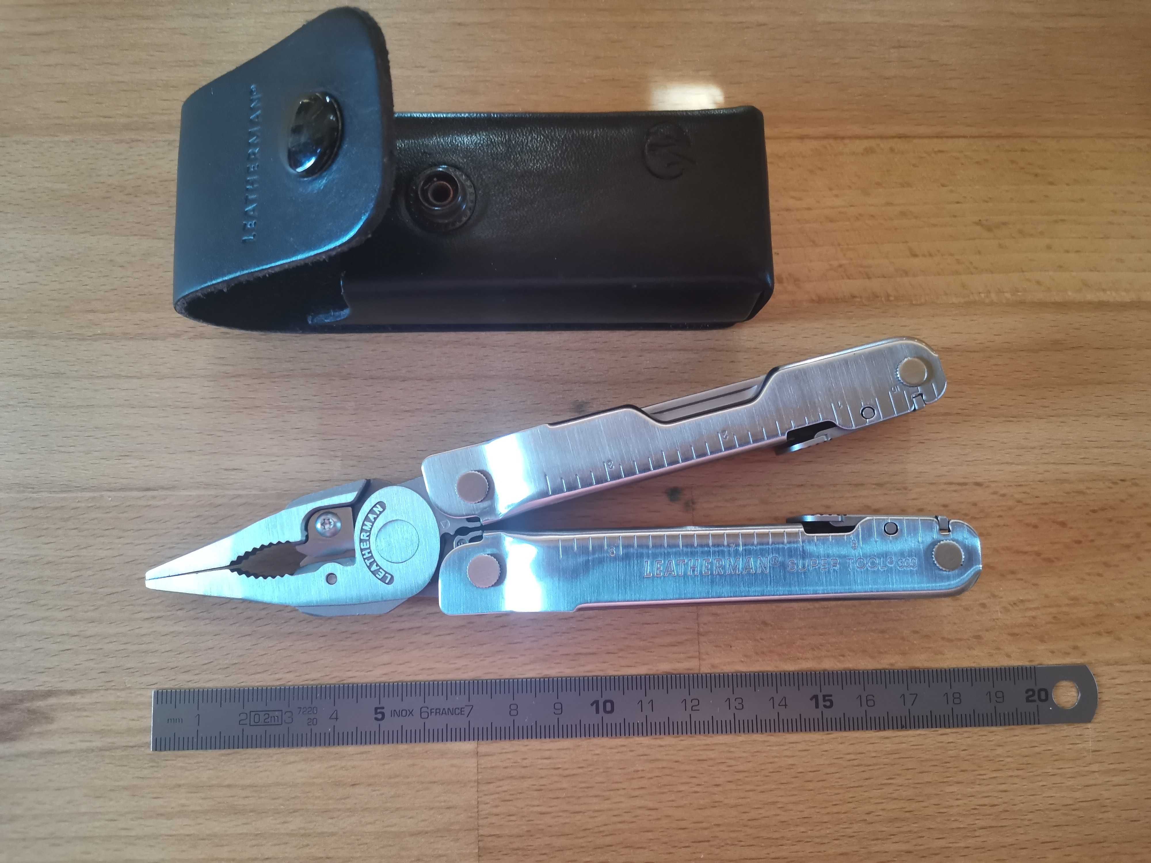 Multitool Leatherman Super Tool 300