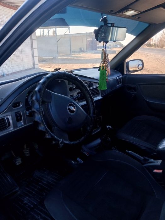 Nexia 2 2015 sotiladi