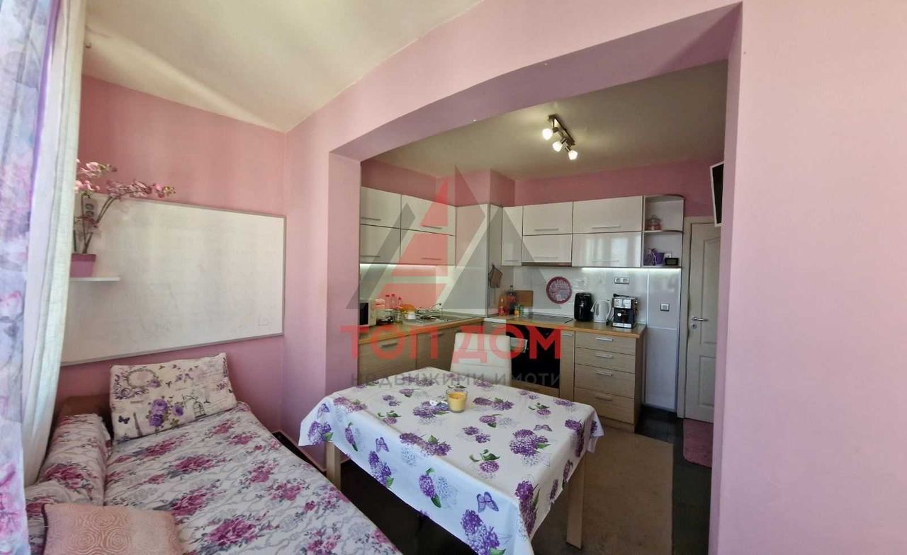 Продава се Двустаен апартамент в Варна, ХЕИ - 54 кв.м за 2204 €/кв.м - Снимка #1