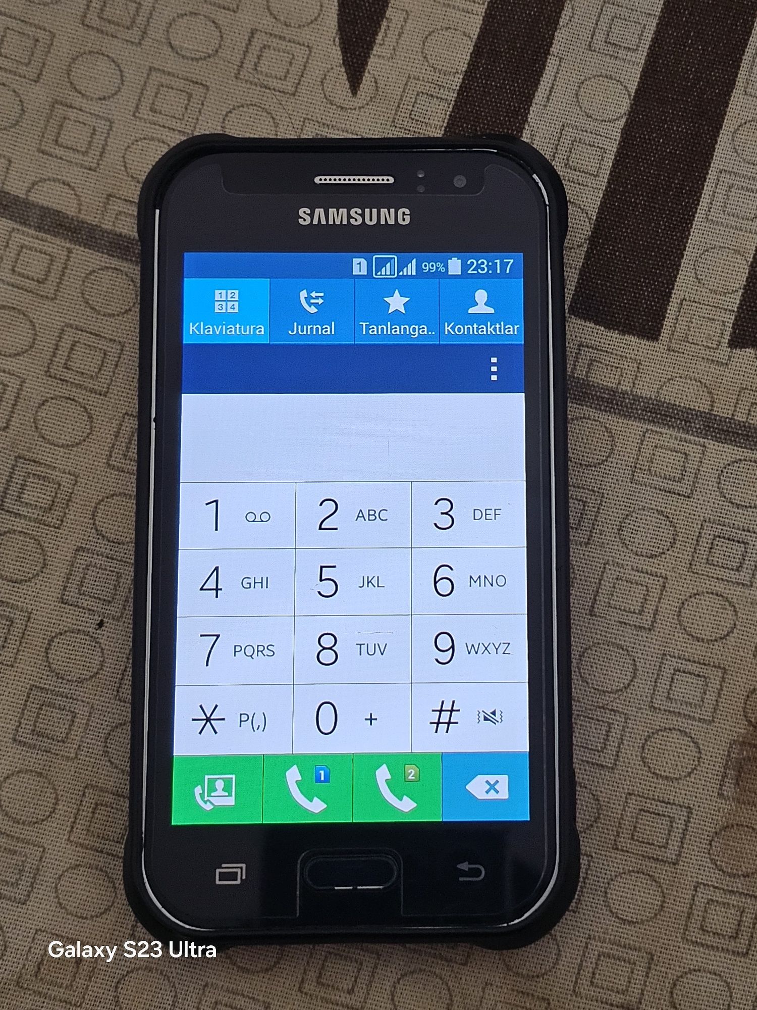 Samsung J1 ace sotiladi
