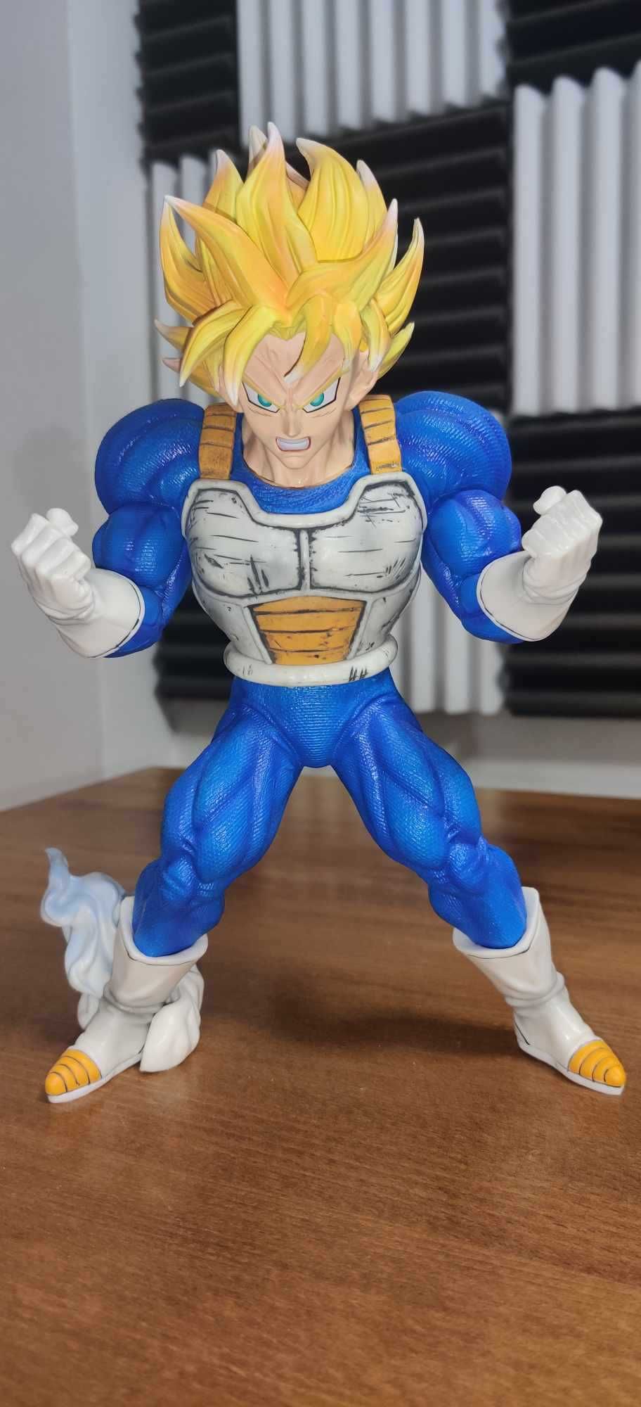 Dragon Ball Z - Goku in Sayan Armor - 26 cm