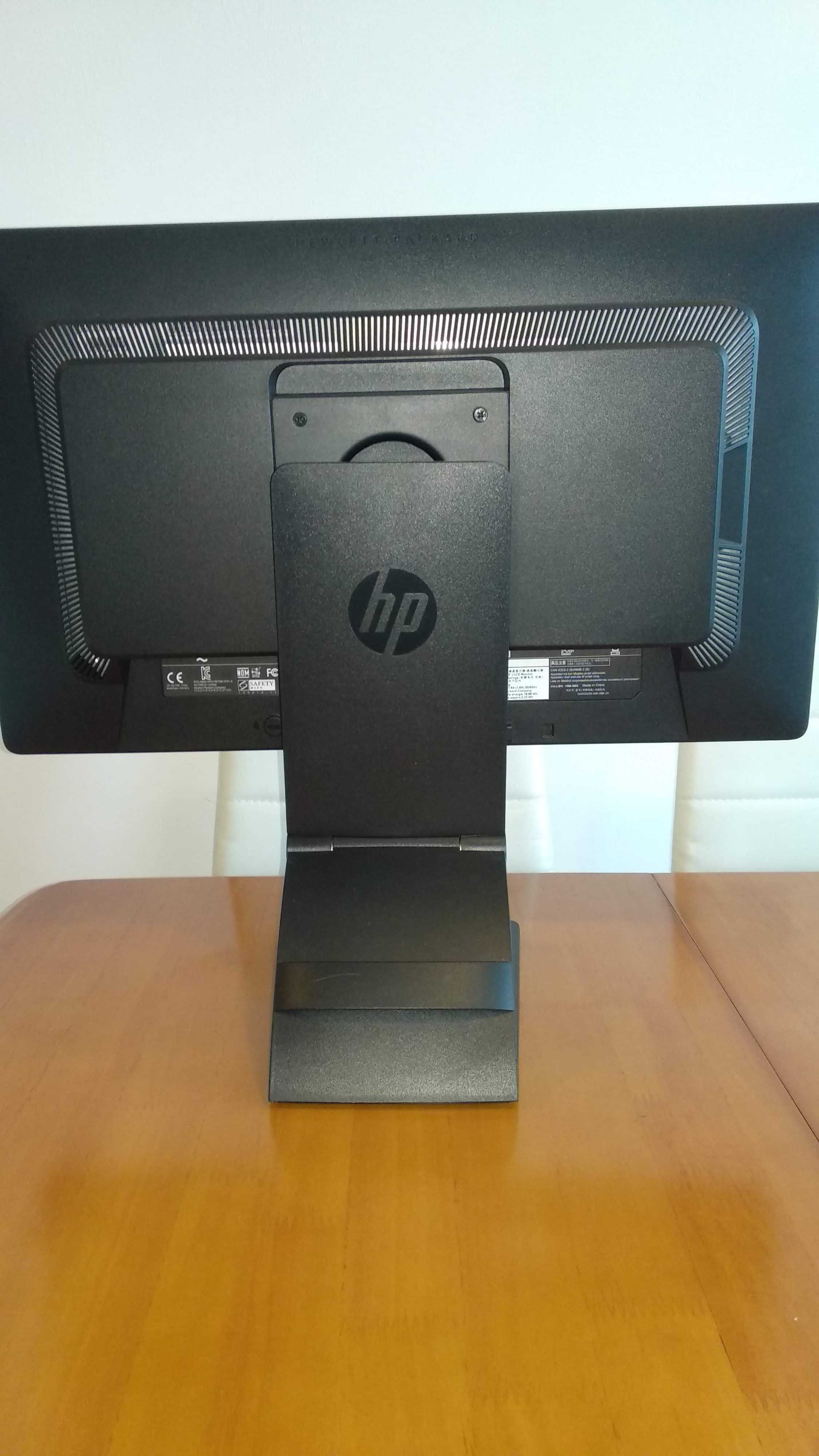 Продавам монитор HP Z Dislpay Z22i 54,6 cm (21.5'') IPS LED
