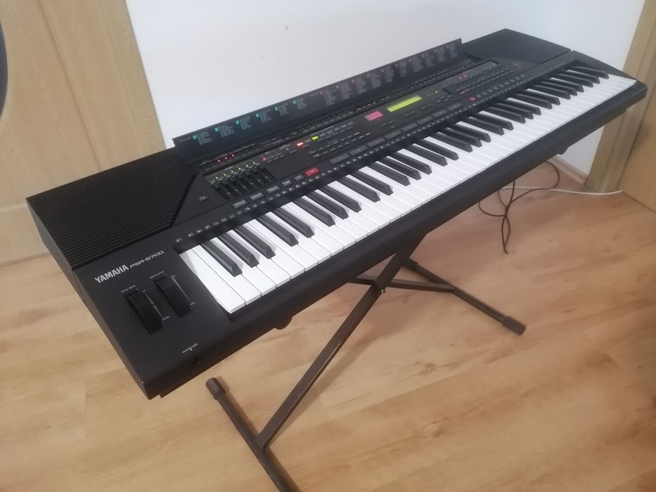 YAMAHA PSR-6700  pian orga profesional