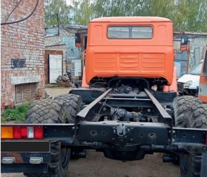 Продам Урал 4310 по запчастям