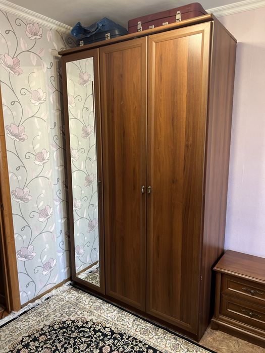 Продам спальный гарнитур в хорошем состоянии.