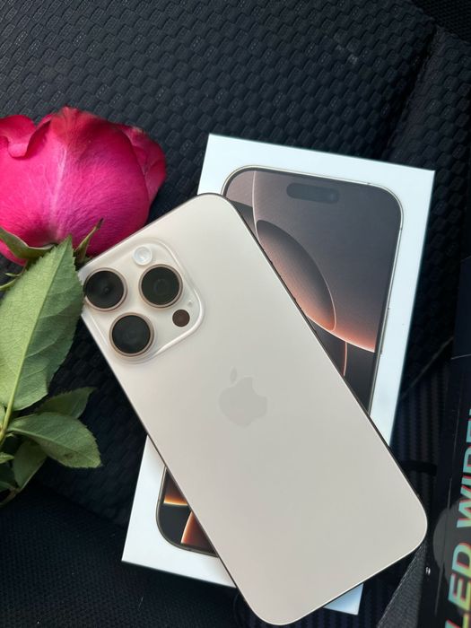 Продам айфон 16 про