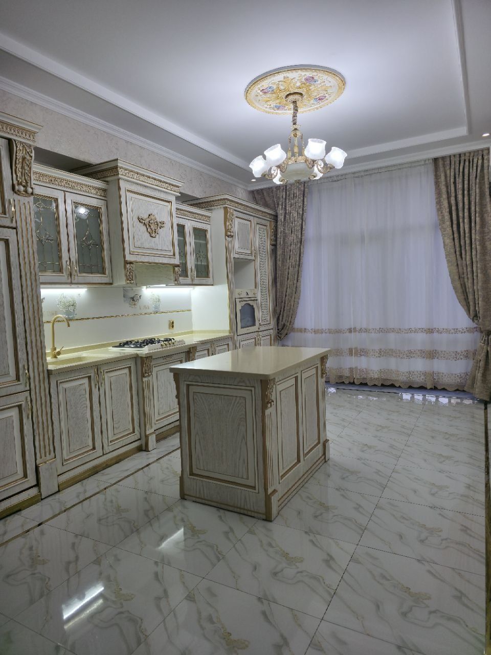 4х ком ЖК Дархан. Новостройка. Ремонт, мебель техника