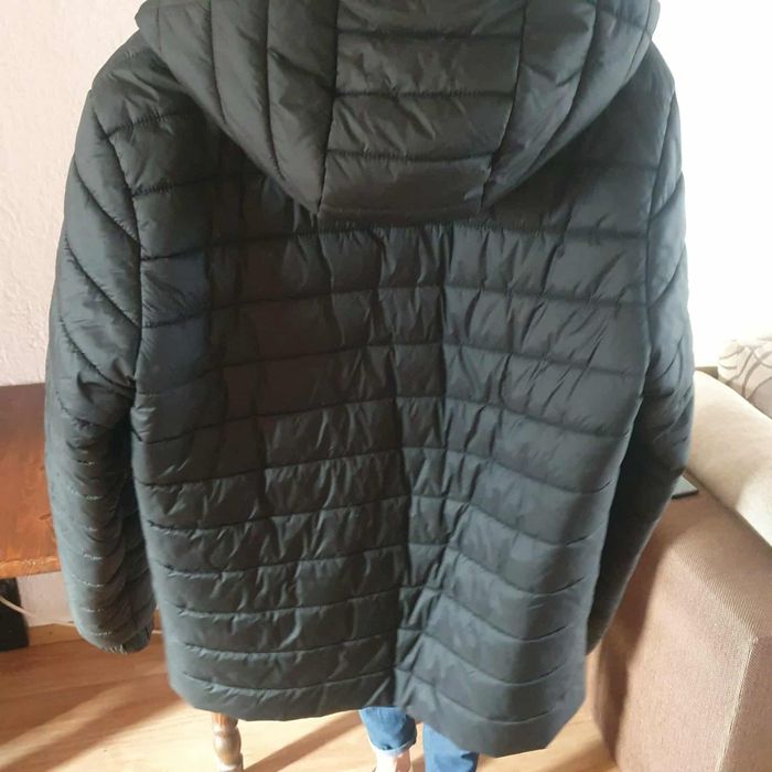 Преходно яке "Hugo"