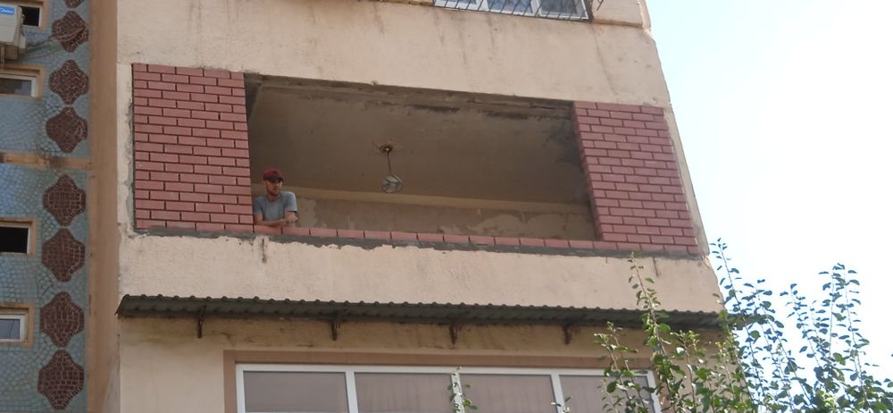 Balkonga g'isht teramiz.Kladka balkon.Керпичная кладка балканов