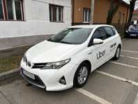 Toyota Auris Hybrid + GPL 2013