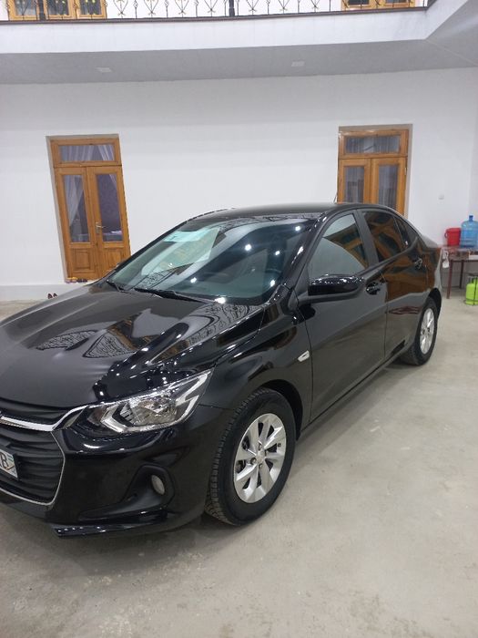 Onex 2023 qora rodnoy