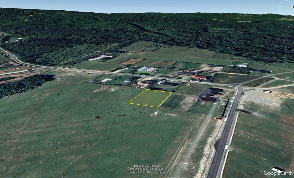 Teren 1000mp Ciprian Porumbescu - zona Canton