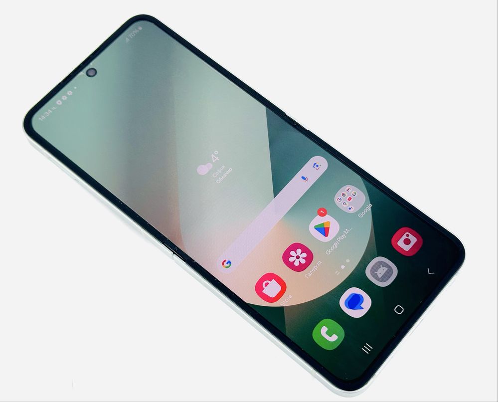 НОВ! Samsung Galaxy Z Flip 6 5G 256GB 12RAM Mint Гаранция!