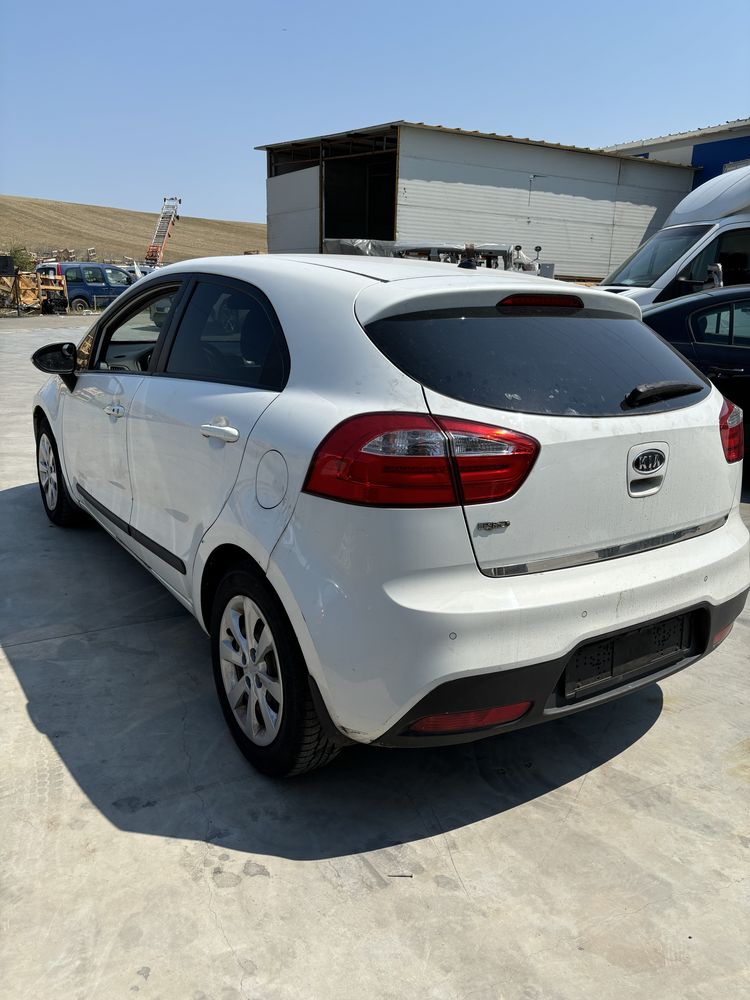 Dezmembrez kia rio 2012 1.1 crdi