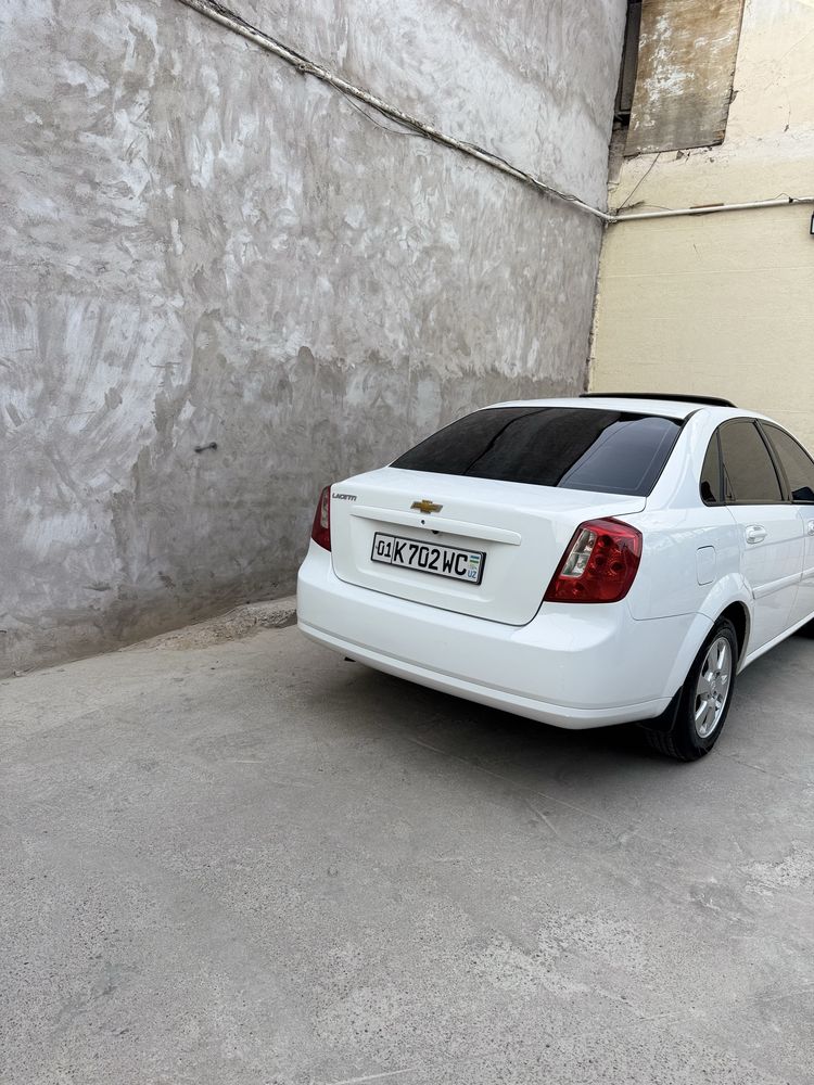 Lasetti 1.6 2013 kraska toza gazi bor 165 prabeg halol